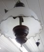 grote rustieke hanglamp met witglazen lampenkap grote rustieke hanglamp met witglazen lampenkap